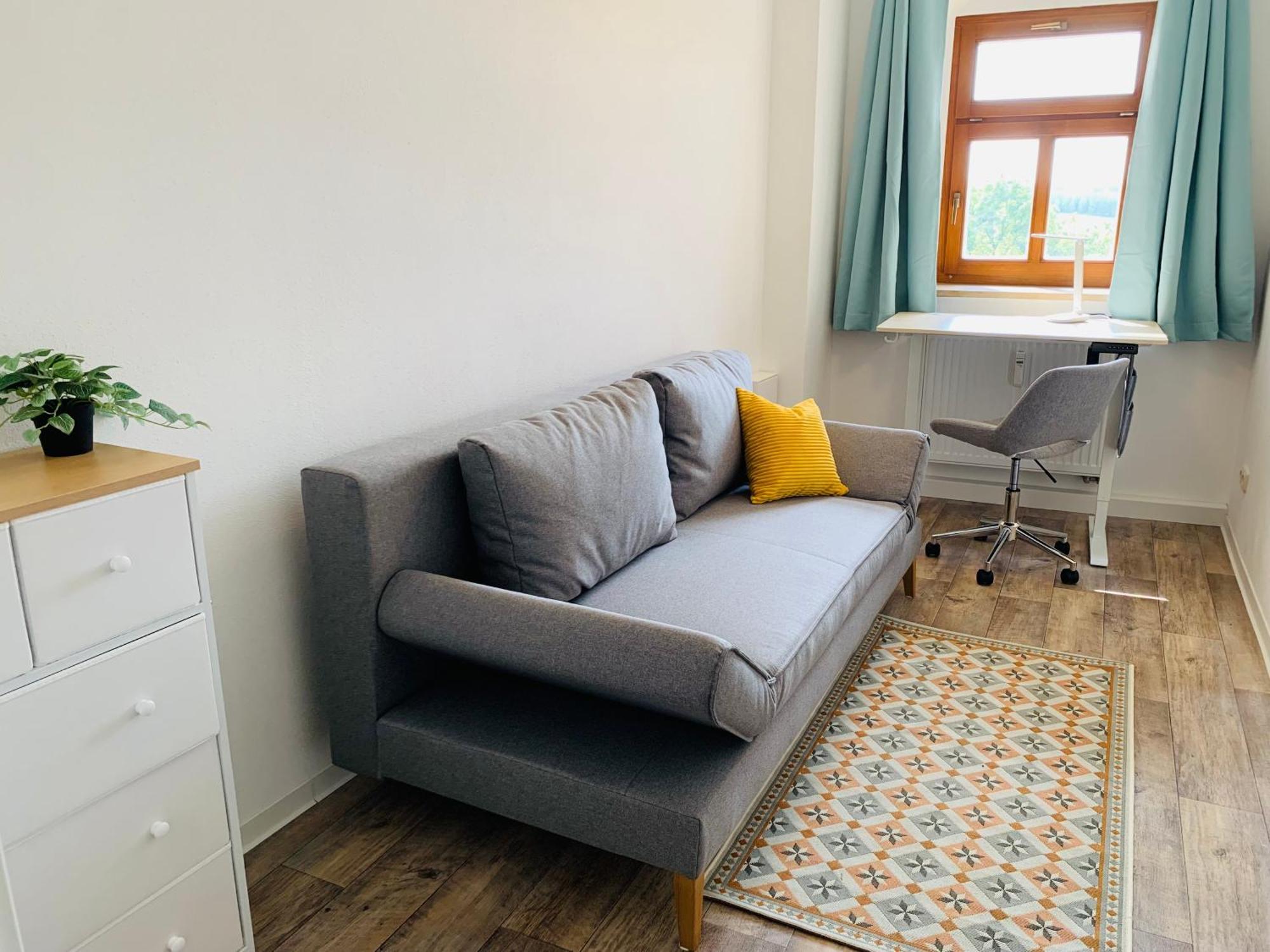 Am Schloss Wolkenstein, 86M2, 3Br, Babybett, Office 외부 사진